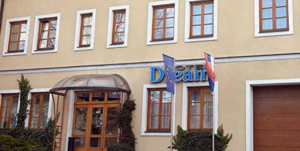 Hotel Dream 特尔纳瓦 外观 照片